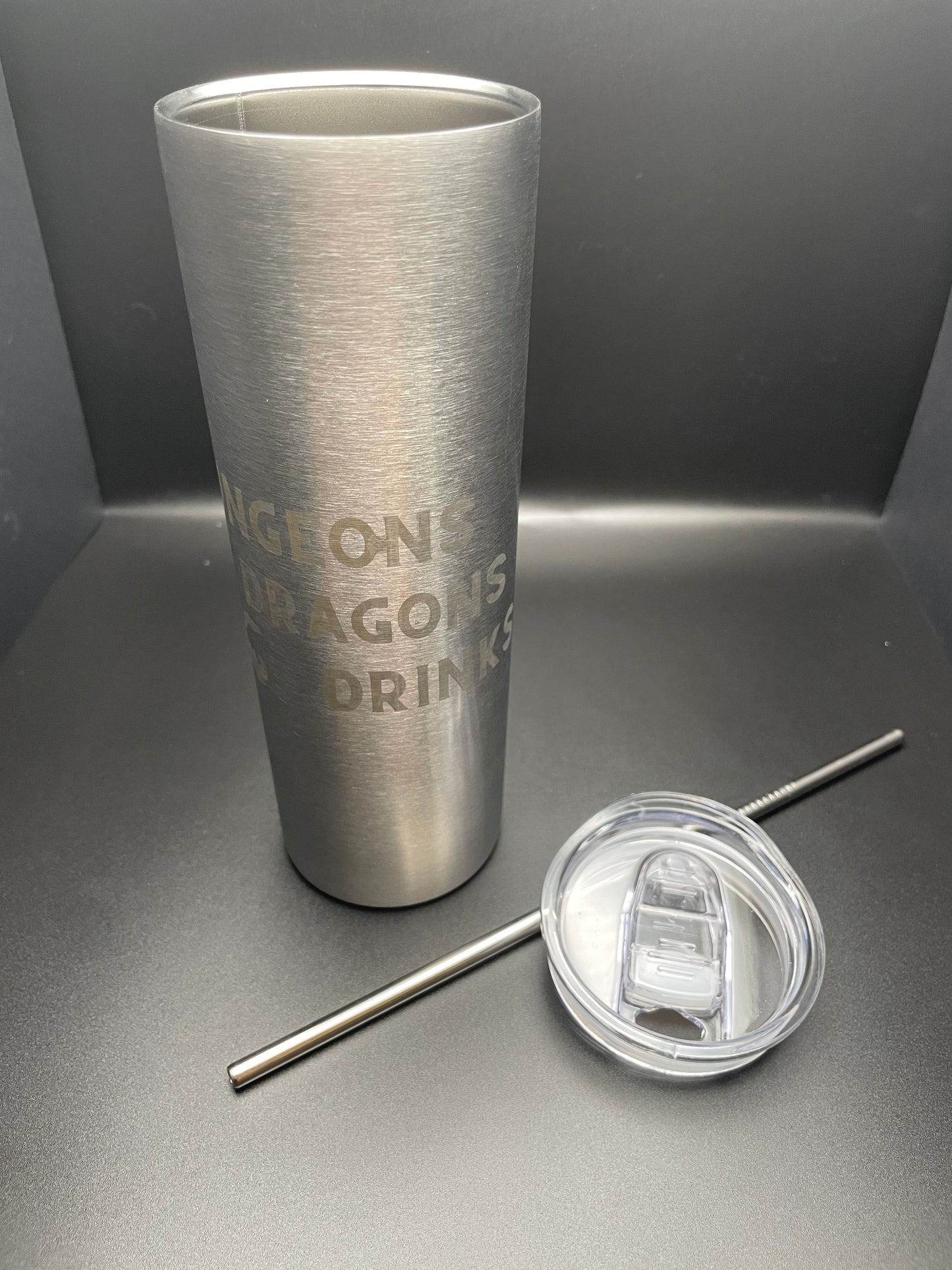 D&D Etched Stainless Steel Insulated Tumbler w/ Straw & Lid