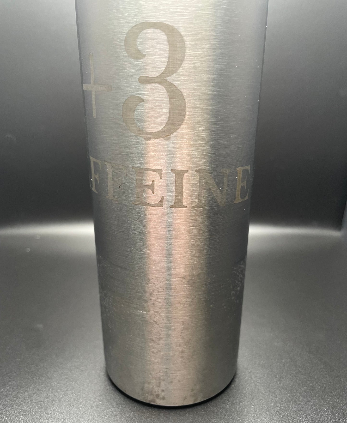 D&D Etched Stainless Steel Insulated Tumbler w/ Straw & Lid